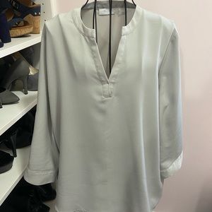 NY&Co classic blouse